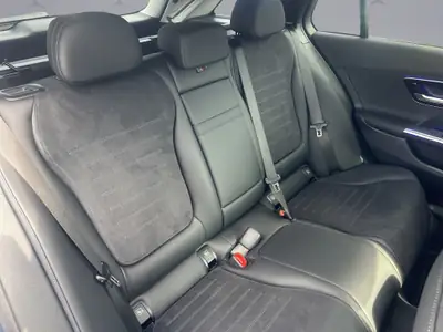 Mercedes-Benz C 300 de AMG Line 4Matic Kombi — Hybride diesel rechargeable, 40 km seulement — Miniatura 17