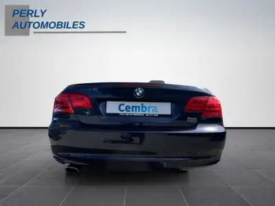 BMW 320i Cabriolet — Découvrable élégant, moteur performant et sans sinistre — Armaturenbrett