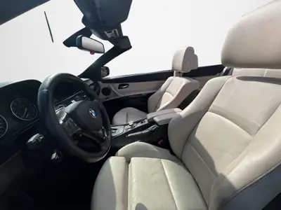 BMW 320i Cabriolet — Découvrable élégant, moteur performant et sans sinistre — Miniatur 9