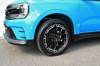 Ford Ranger MS/RT 2.3 Eco Boost e-4WD — Pick-up hybride rechargeable 281 ch, quasi neuf — cruscotto