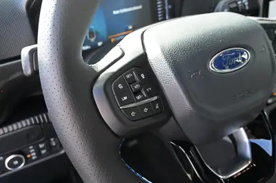 Ford Ranger MS/RT 2.3 Eco Boost e-4WD — Pick-up hybride rechargeable 281 ch, quasi neuf — Miniatura 16