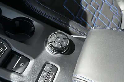 Ford Ranger MS/RT 2.3 Eco Boost e-4WD — Pick-up hybride rechargeable 281 ch, quasi neuf — Miniatura 19