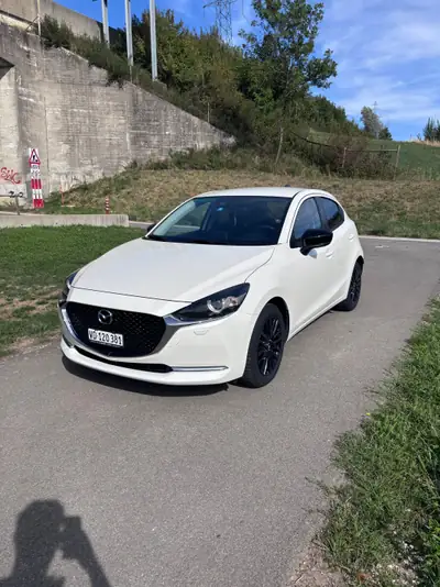 Mazda 2 1.5 90 Homura — Citadine fiable, automatique, faible kilométrage — vue extérieure