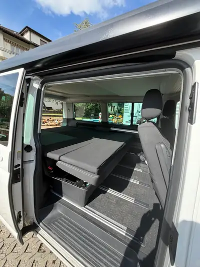 VW T6 2.0 TDI 150 Beach DSG — Monospace 7 places, diesel efficace et spacieux — Miniature 9