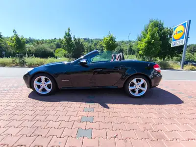 Mercedes-Benz SLK 200 — Cabriolet élégant, moteur essence fiable, intérieur cuir rouge — Miniatur 7