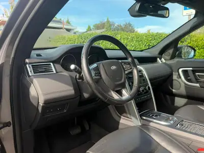 Land Rover Discovery Sport 2.0 TD4 HSE — SUV 7 places, diesel robuste, entretien suivi — Miniatur 10