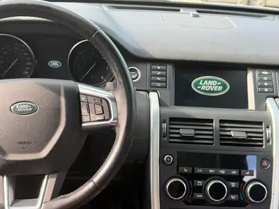 Land Rover Discovery Sport 2.0 TD4 HSE — SUV 7 places, diesel robuste, entretien suivi — Miniatur 15