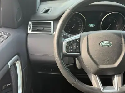 Land Rover Discovery Sport 2.0 TD4 HSE — SUV 7 places, diesel robuste, entretien suivi — Miniatur 14