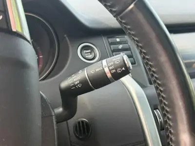 Land Rover Discovery Sport 2.0 TD4 HSE — SUV 7 places, diesel robuste, entretien suivi — Miniatur 17