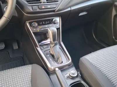 Suzuki S-Cross 1.4T Piz Sulai Hybrid 4x4 — SUV compact hybride, 20 km seulement — Miniatura 10