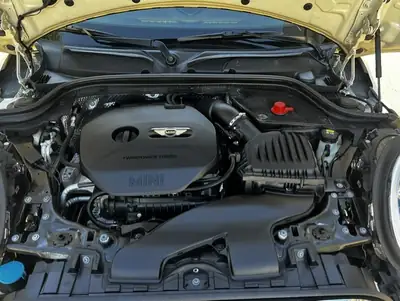 MINI Cooper 1.5i — Coupé urbain dynamique, 75'000 km, boîte auto — dettaglio