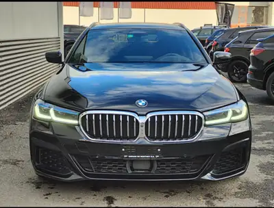 BMW 520d xDrive Touring — Hybride 48V, Pack M Sport, état irréprochable — fianco