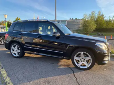Mercedes-Benz GLK 220 CDI BlueTec 4matic — SUV compact diesel performant, sans sinistre — côté