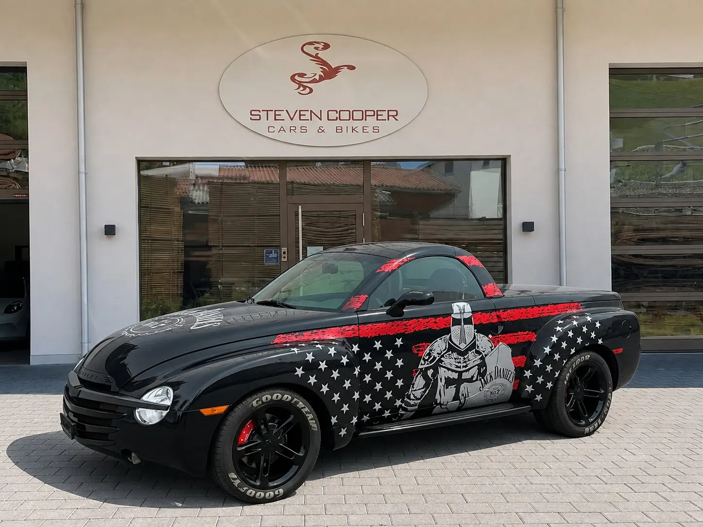 Chevrolet SSR Jack Daniel's — Roadster cabriolet V8 5.3L, 6'800 km seulement