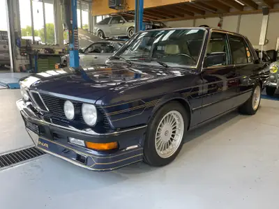 BMW-Alpina B10 1987 — Berline sportive légendaire, 265 ch, historique sans sinistre — Seitenansicht