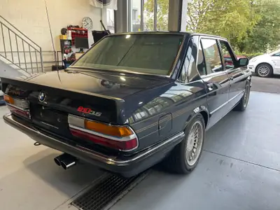 BMW-Alpina B10 1987 — Berline sportive légendaire, 265 ch, historique sans sinistre — Detail
