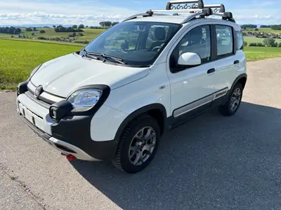 Fiat Panda Cross 0.9 TwinAir Turbo 4x4 — Petit SUV robuste, faible kilométrage — Außenansicht