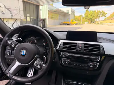 BMW 320d xDrive Touring — Break diesel performant, 58 900 km, Edition M Sport — cruscotto