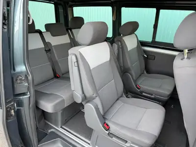 VW T5 2.5 TDI 131 — Utilitaire polyvalent, sans sinistre, équipé Navi — dettaglio