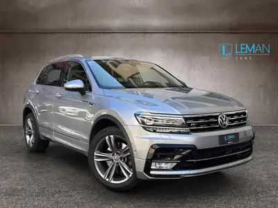 VW Tiguan 2.0 TSI Highline 4Motion — SUV polyvalent, toit panoramique et équipements premium — interni
