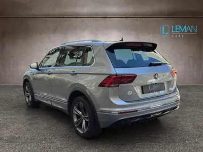 VW Tiguan 2.0 TSI Highline 4Motion — SUV polyvalent, toit panoramique et équipements premium — Miniatura 8