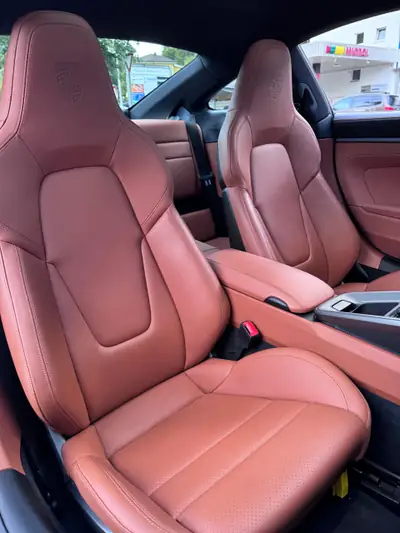 Porsche 911 Carrera 3.0 PDK 2024 — 394 ch, faible kilométrage, équipement sport premium — Miniature 8