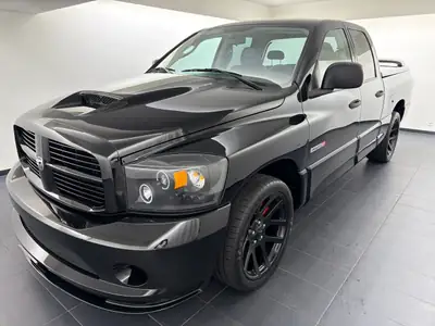 Dodge Ram 1500 SRT-10 — Monstre américain 507 ch, exemplaire rare en configuration 4 portes — Außenansicht