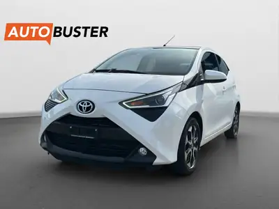 Toyota Aygo 1.0 VVT-i X-shift Trend — Citadine maligne, peu kilométrée et garantie 10 ans — vue extérieure