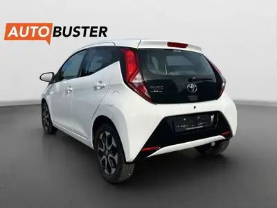 Toyota Aygo 1.0 VVT-i X-shift Trend — Citadine maligne, peu kilométrée et garantie 10 ans — arrière