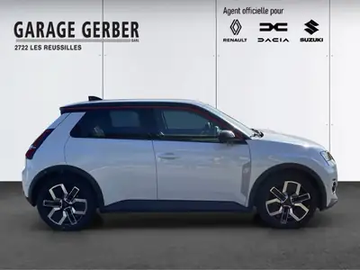 Renault R5 E-TECH Techno 150ch — Électrique urbaine nouvelle génération, ultra low km — interni