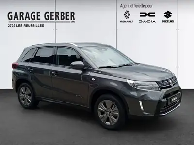 Suzuki Vitara 1.4 T Compact+ Hybrid 4x4 — SUV compact hybride essence avec transmission automatique — Heckansicht