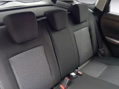 Suzuki Vitara 1.4 T Compact+ Hybrid 4x4 — SUV compact hybride essence avec transmission automatique — Miniatur 16