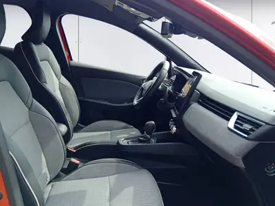 Renault Clio 1.0 TCe Techno CVT — Citadine agile, faible consommation et équipements premium — Miniatura 15