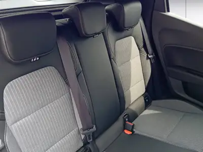 Renault Clio 1.0 TCe Techno CVT — Citadine agile, faible consommation et équipements premium — Miniatura 16