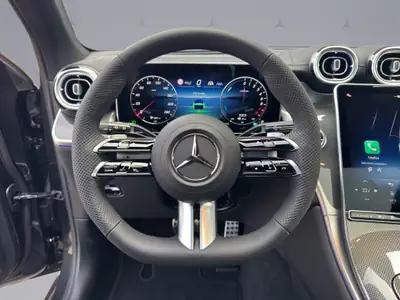 Mercedes-Benz GLC 400 e AMG Line — SUV hybride rechargeable, performant et écologique — Miniatura 13