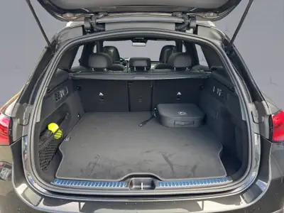 Mercedes-Benz GLC 400 e AMG Line — SUV hybride rechargeable, performant et écologique — Miniatura 19