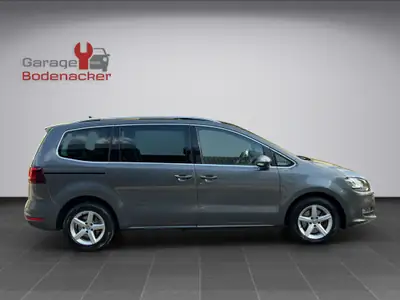 VW Sharan 2.0 TDI 184 PS — Monospace 7 places, toit panoramique, facelift 2015 — Miniature 7