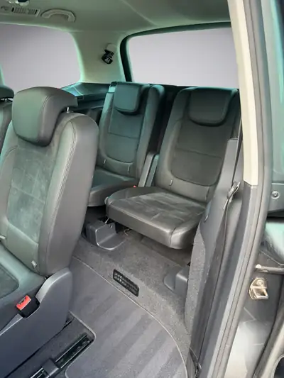 VW Sharan 2.0 TDI 184 PS — Monospace 7 places, toit panoramique, facelift 2015 — Miniature 12