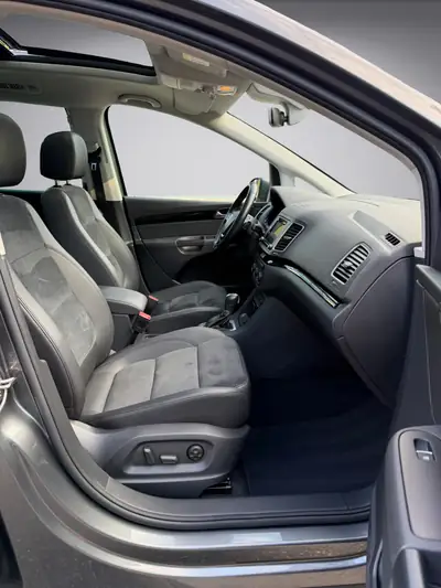 VW Sharan 2.0 TDI 184 PS — Monospace 7 places, toit panoramique, facelift 2015 — Miniature 16