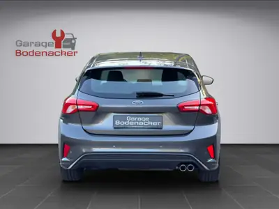 Ford Focus 2.0 TDCi ST Line — Diesel performant, entretien complet, équipements premium — Miniatura 16