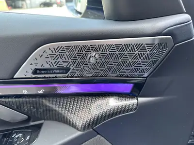 BMW M5 xDrive 2026 — Berline haute performance hybride rechargeable, seulement 6500 km — Miniatura 23