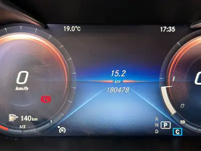 Mercedes-Benz C 180 BlueTEC AMG Line — Break diesel fiable, kilométrage maîtrisé — Miniatura 10