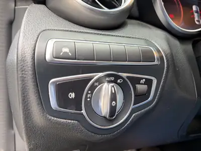 Mercedes-Benz C 180 BlueTEC AMG Line — Break diesel fiable, kilométrage maîtrisé — Miniatura 22