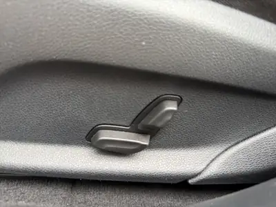 Mercedes-Benz C 180 BlueTEC AMG Line — Break diesel fiable, kilométrage maîtrisé — Miniatura 25