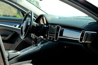 Porsche Panamera 4.8 V8 4S PDK — Gran turismo sportif, 400 ch et transmission intégrale — Armaturenbrett