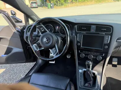 VW Golf VII 2.0 TSI GTI — Performance sportive, historique sans sinistre — cruscotto