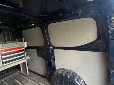 Ford Transit Custom 2.0 EcoBlue 110 — Utilitaire premium avec aménagements Würth — Detail
