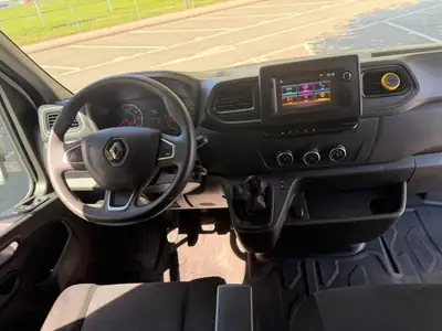 Renault Master 2.3 dCi 150 TwinTurbo — Utilitaire fiable, 1 seul propriétaire, expertisé — Innenraum