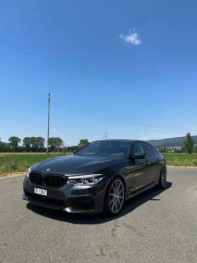 BMW 520d xDrive — Berline premium diesel, faible kilométrage et traction intégrale — côté