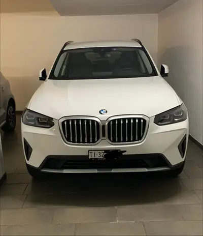 BMW X3 xDrive20d — SUV premium diesel, 50 000 km seulement — dashboard